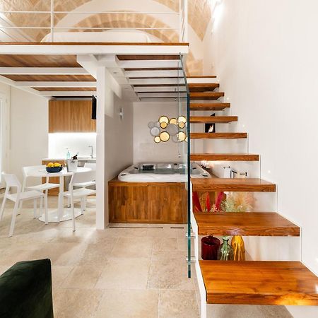 Old Court Luxury Suite&Spa By Monholiday Monopoli Eksteriør bilde